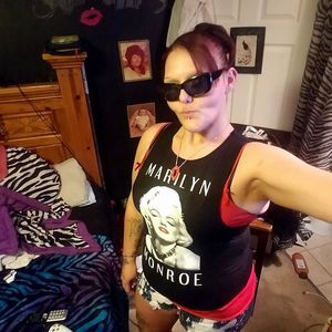 Meet your Posher, Dawn